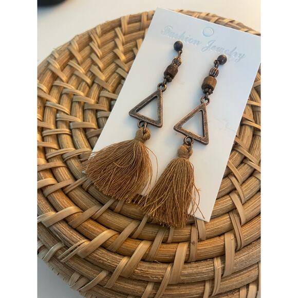 NWT Triangle Tassel Earrings Copper Tan Dangle Geo Boho Bohemian Western Beaded - Picture 3 of 6
